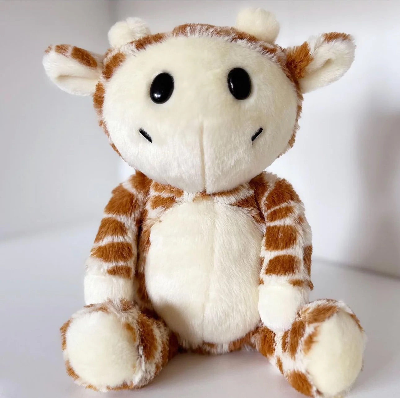Stuart the Giraffe: a Stuffy to Help Kids Cope